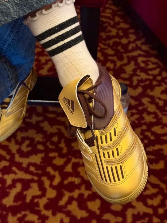 西的淘汰赛, 进行了采访