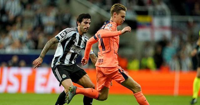 两队首发名, 莱万 两队首发名, 莱万